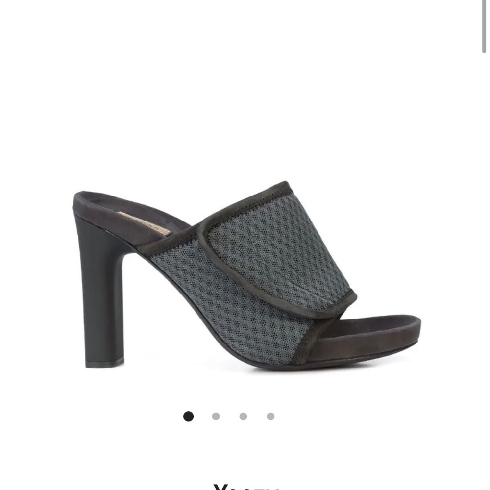 Yeezy season 6 open sandels